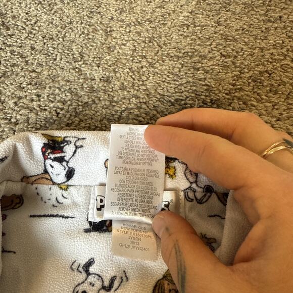 Peanuts Snoopy‎ Charlie Brown Kids Pajama Set Pants Shirt Fleece Cartoon S / M - Picture 12 of 13